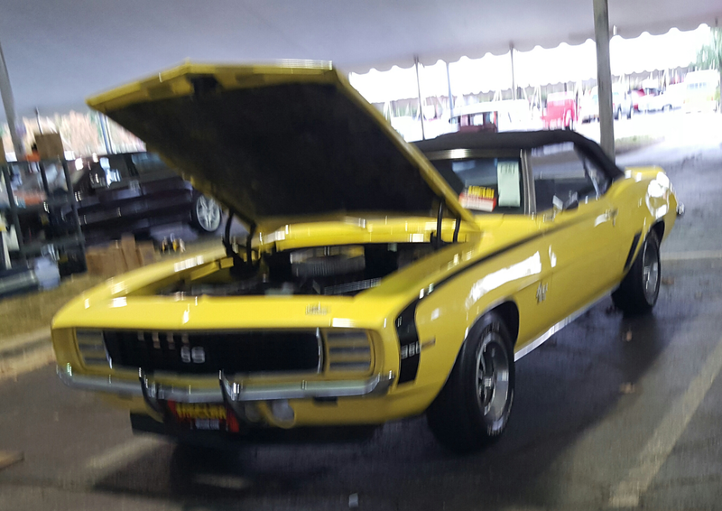 Terrible picture of a ‘69 Camaro SS